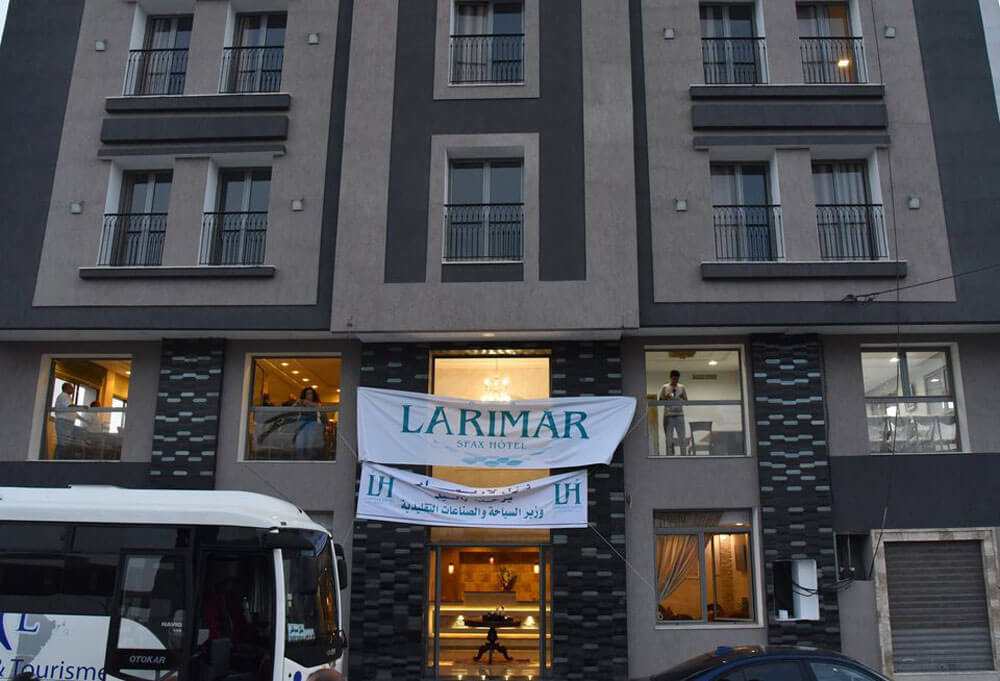LARIMAR HOTEL 