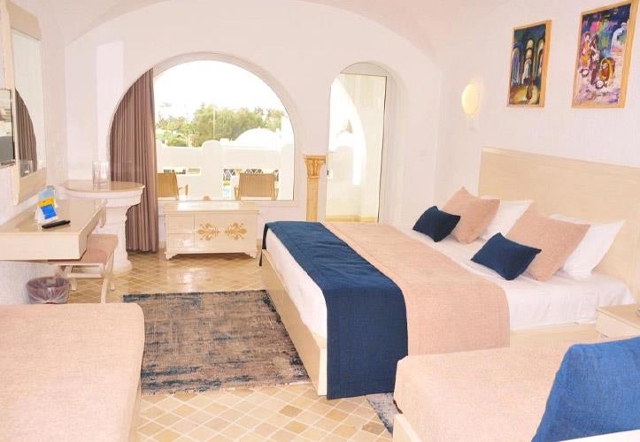 Lella Baya & Thalasso