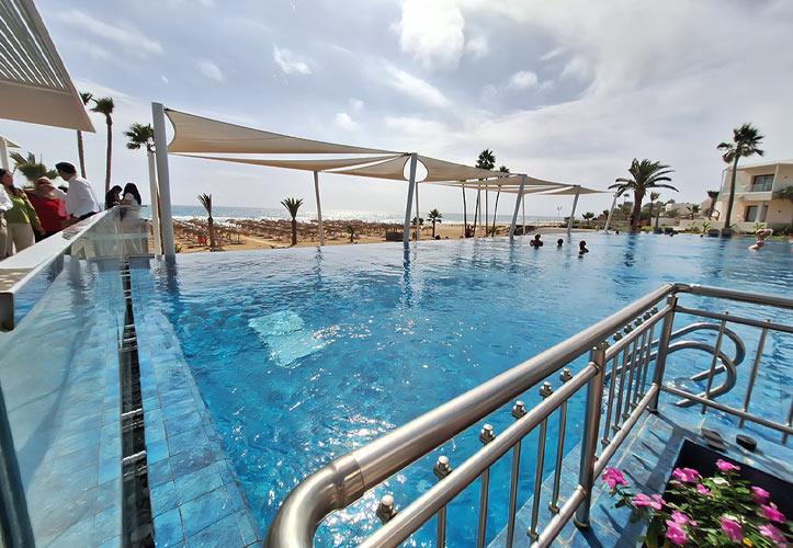 One Resort Premium