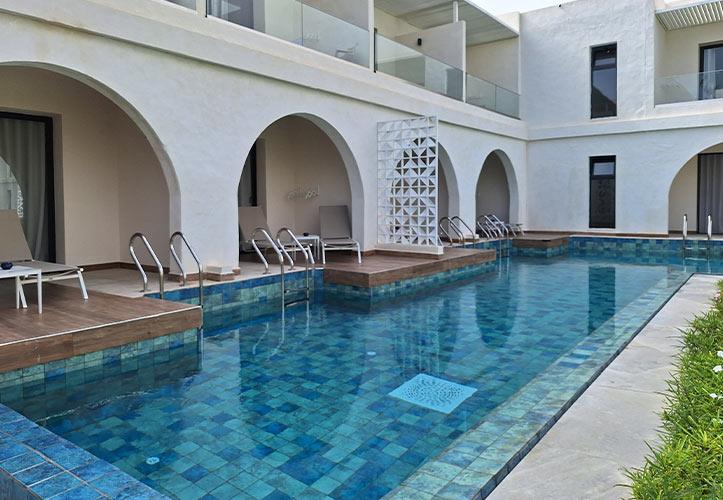 One Resort Premium